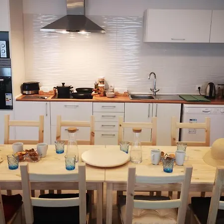 Guest house Private Couple On Caparica Poshtel *